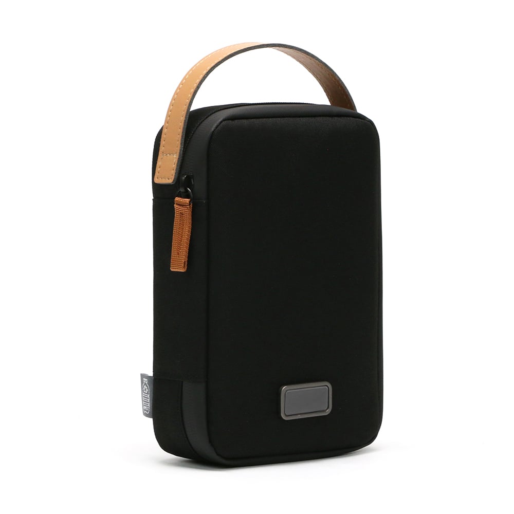 Janee RPET tech pouch (3)