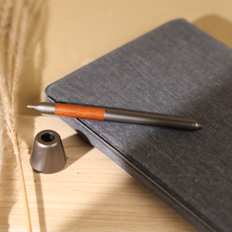 Vonnar Natural red wood ballpoint pen (2)